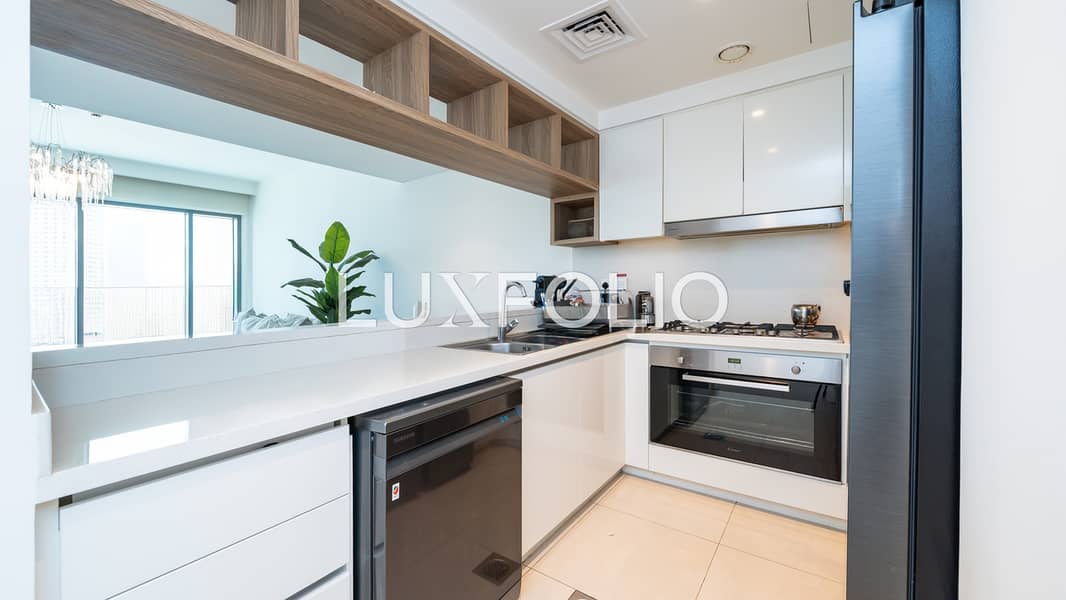 Burj Khalifa view | High floor | Spacious - Image 7