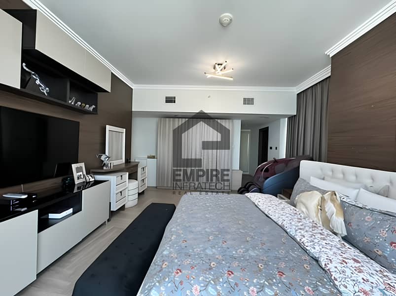 Beach Access | Fully Upgraded | Sea View | Vacant - Image 14