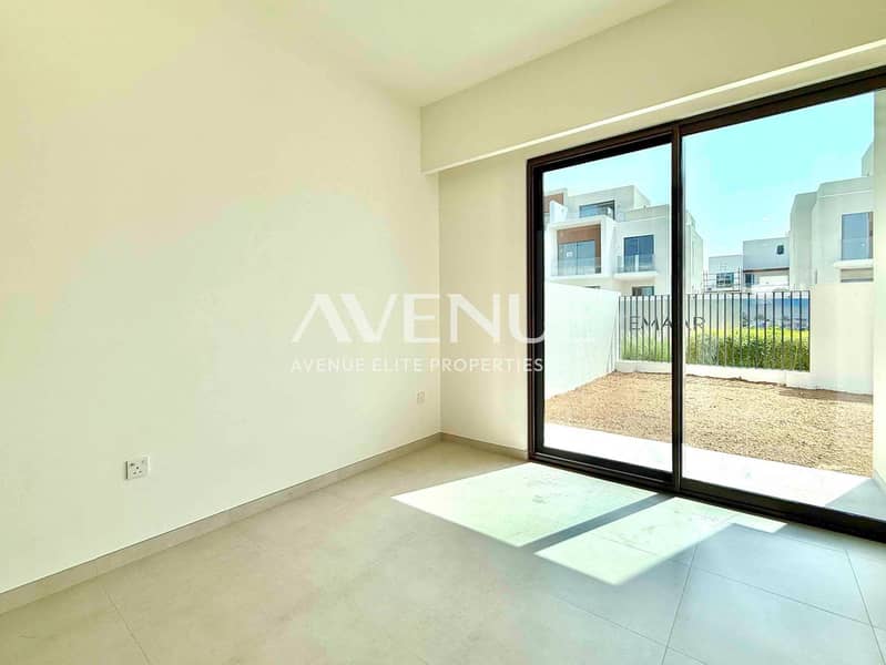 Single Row | Large Plot | Landscaped - Image 8