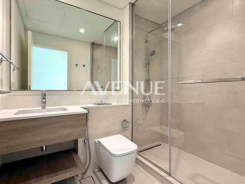 Single Row | Large Plot | Landscaped - Image 10