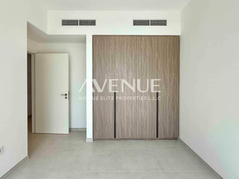 Single Row | Large Plot | Landscaped - Image 18