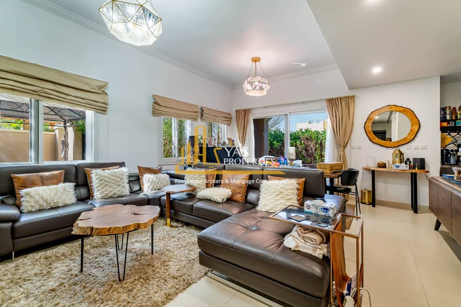 Exclusive | Vacant | Single Row