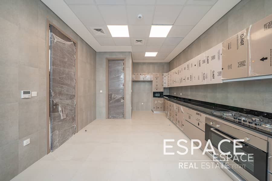 Hilltop | Private Pool | Landscaped - Image 6