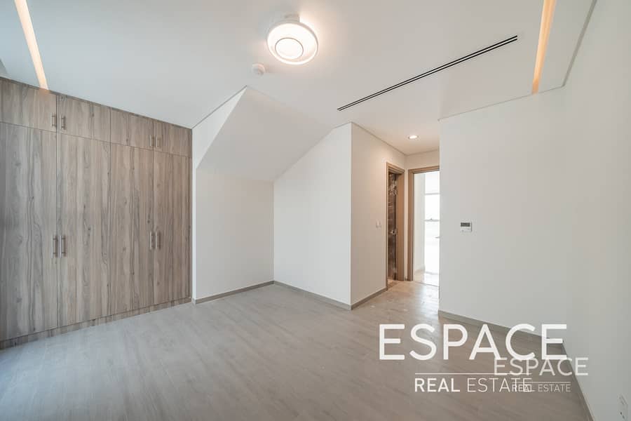 Hilltop | Private Pool | Landscaped - Image 14