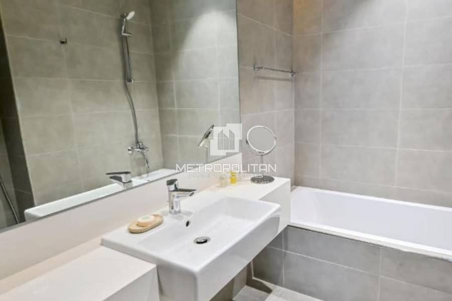 Stylish Apartment | Modern | Great Views - Image 12