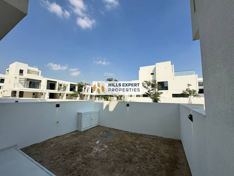 BRAND NEW SPACIOUS VILLA AVAILABLE FOR RENT WITH KITCHEN APPLIANCES - Image 10