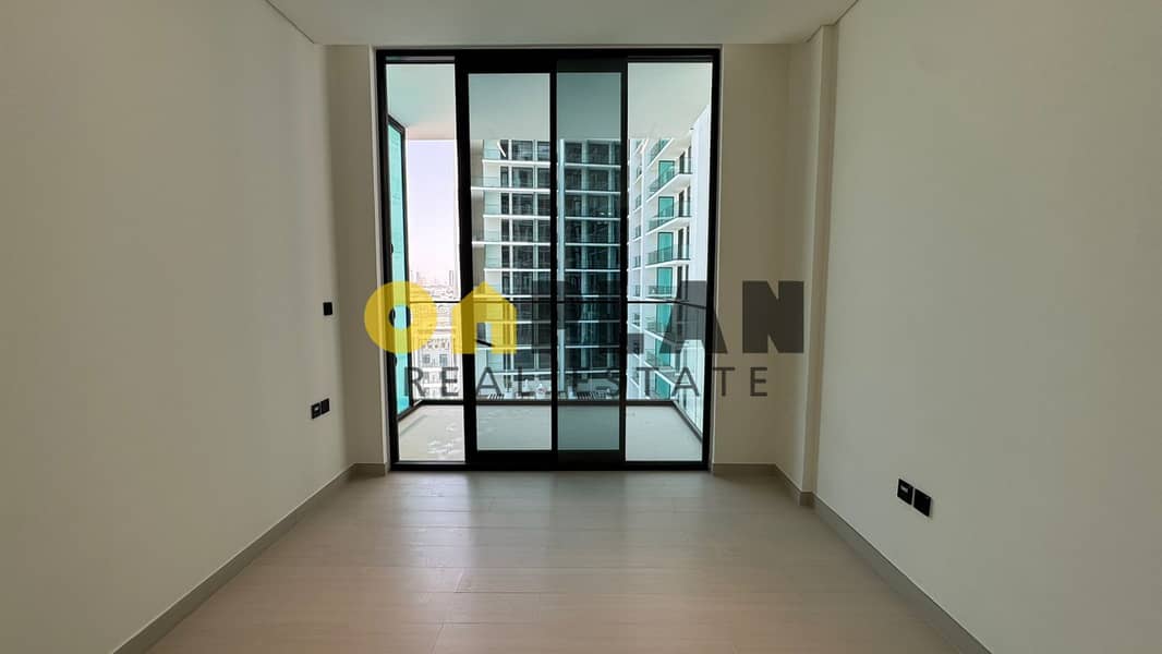 Middle Floor | 2 BR with Balcony | Smart Home