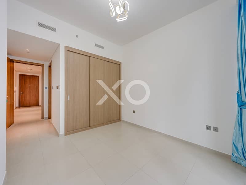 Exclusive | Beautifully Renovated | Vacant - Image 18