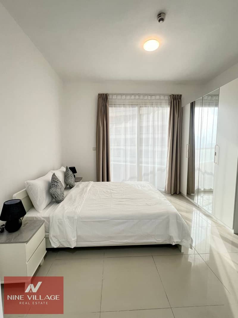 Vacant Now | Fully Furnished | Bright & Clean | Prime Community | For Rent