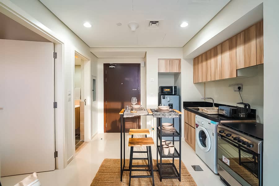 High Floor | Near Golf | Balcony | Bills Included - Image 11