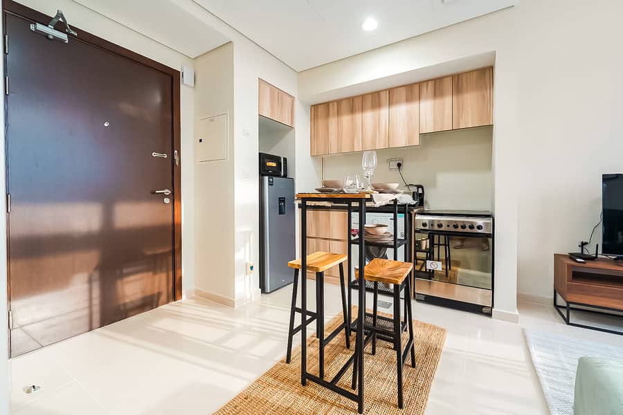 High Floor | Near Golf | Balcony | Bills Included - Image 22