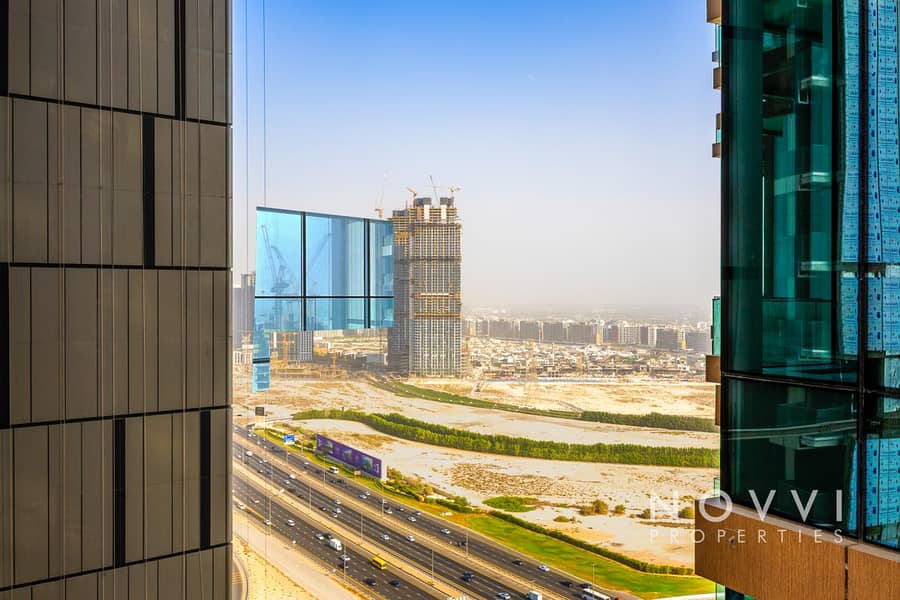 Stunning Duplex | High Floor | Prime Location - Image 12