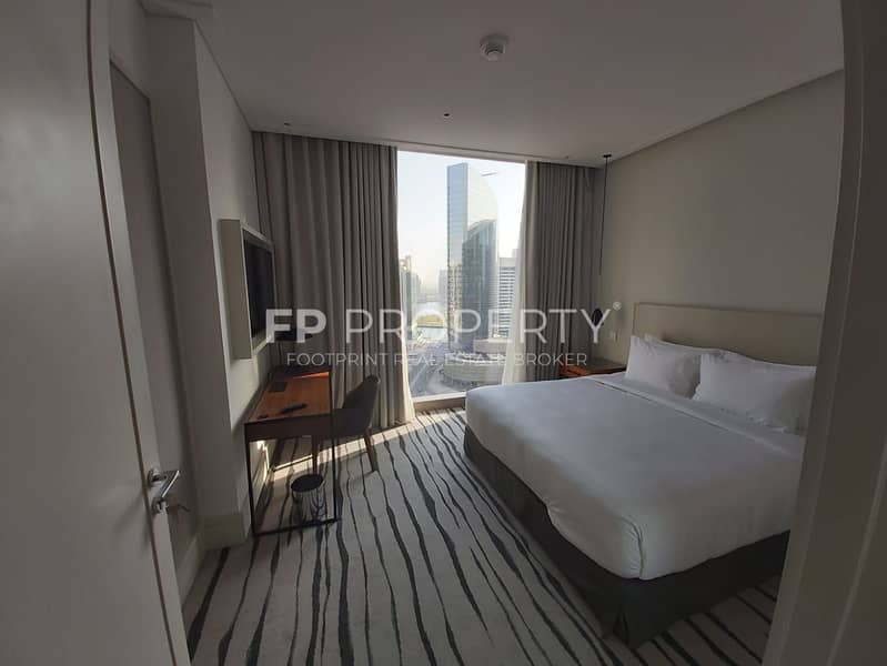 Luxurious 2 BrApartment | High Floor study Room - Image 6