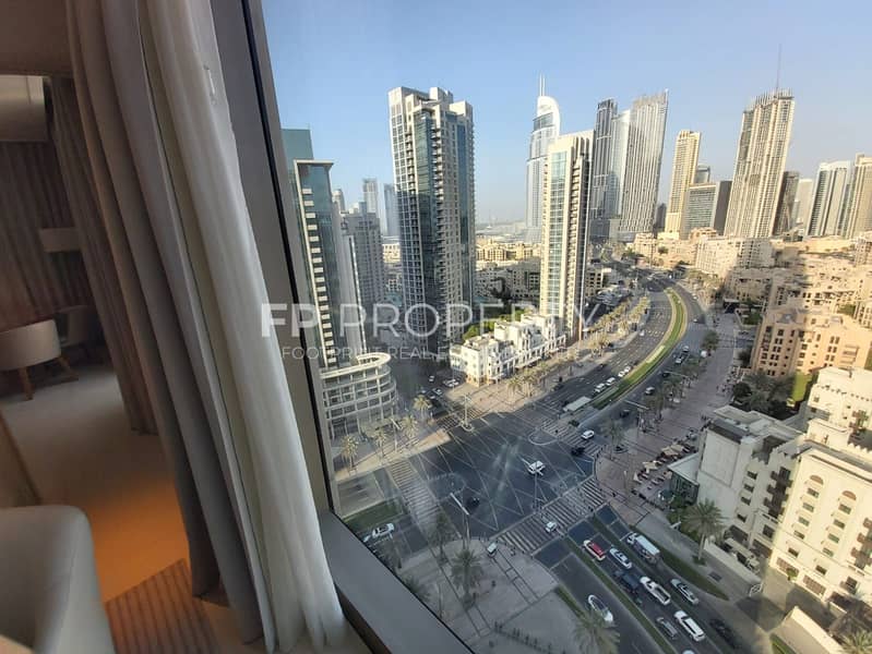 Luxurious 2 BrApartment | High Floor study Room - Image 14