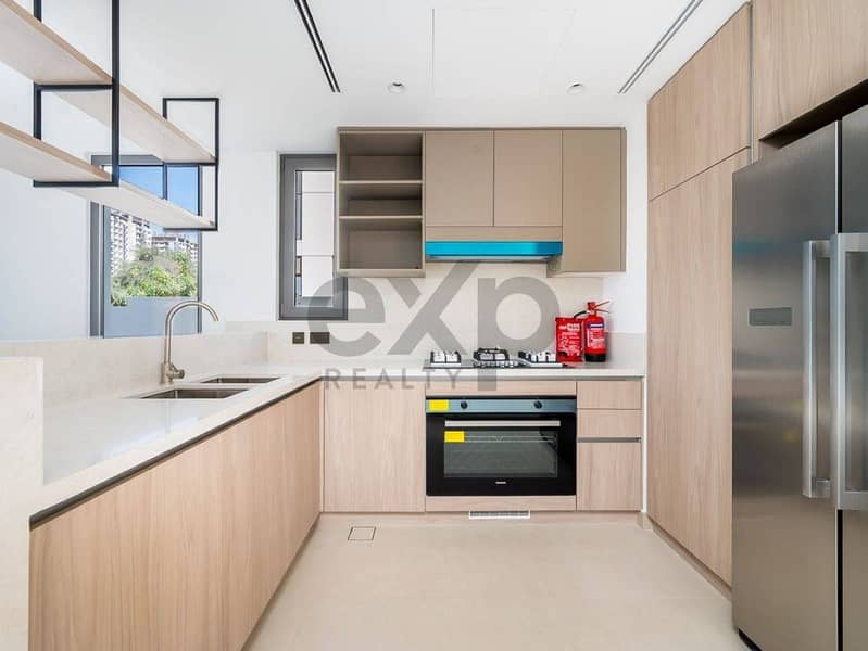 New And Exclusive| Single Row - Image 6