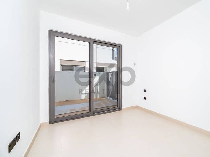 New And Exclusive| Single Row - Image 19