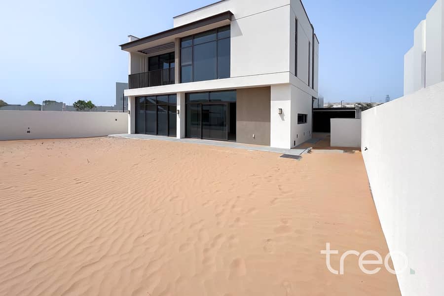 Standalone | Park Plot | Elevated