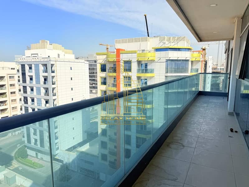 Luxury 1BHK | Huge Balcony | Amazing Layout | Gym & Pool