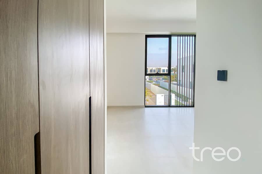 Back to Back |Brand New |Available - Image 9