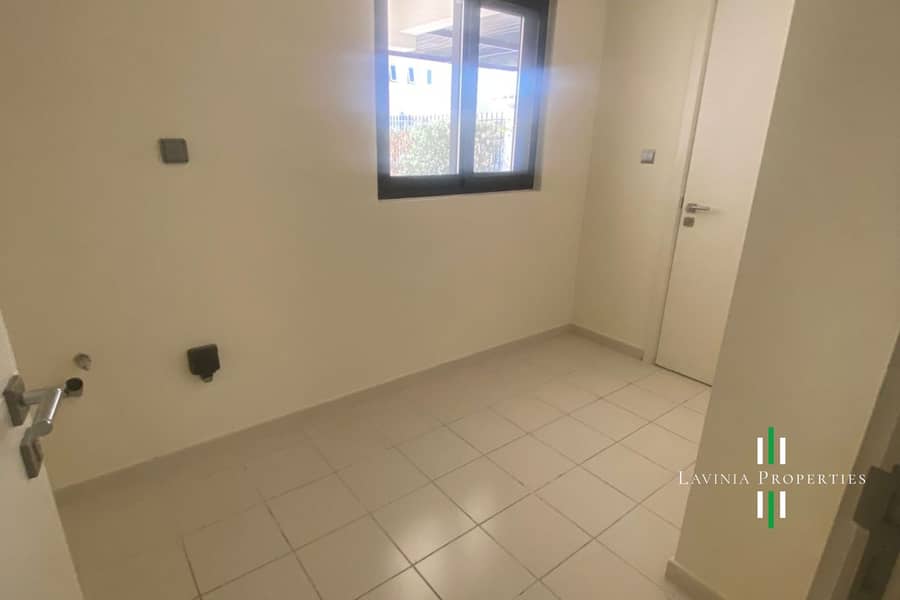 SINGLE ROW | SPACIOUS 3BHK+MAID CORNER VILLA - Image 6