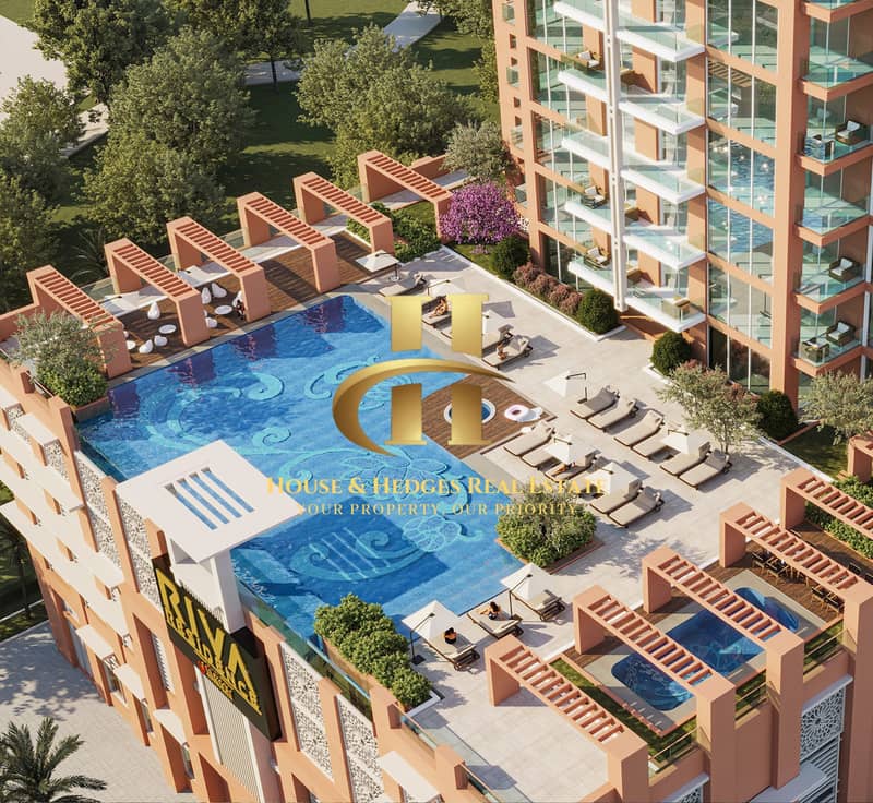 Soft Sea Breeze Views | Calm Island Luxury