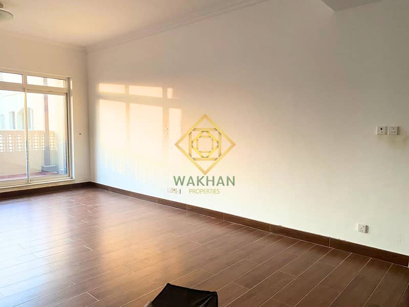 Community View/Pool | Vacant | Multiple Options