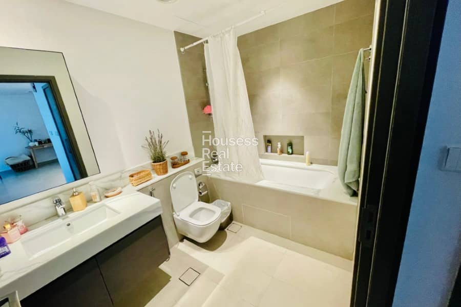 Prime Investment | Full Park View | Excellent ROI - Image 7