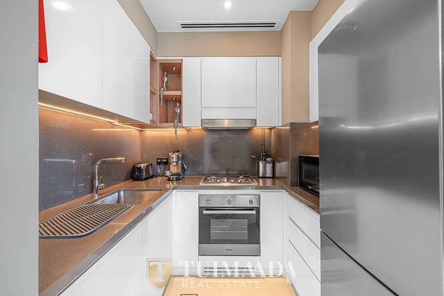 Fully Furnished | Canal & Yacht Club View | VIDA Living - Image 9