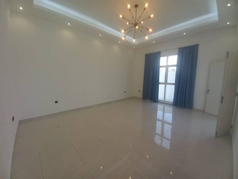 Spacious 5BR | Maids room | Garden