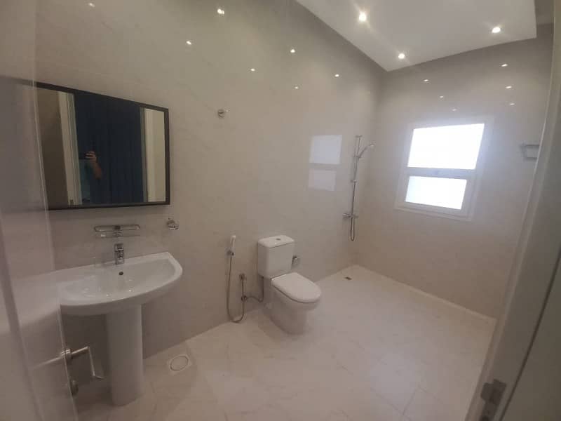 Spacious 5BR | Maids room | Garden - Image 14