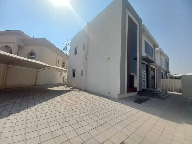 Spacious 5BR | Maids room | Garden - Image 21