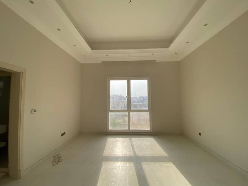 Brand New | Prime location | Spacious luxury - Image 8