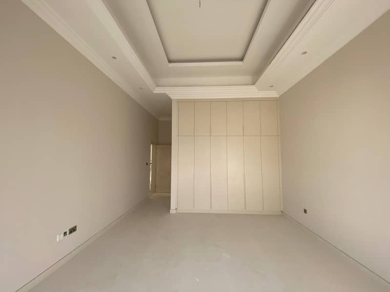 Brand New | Prime location | Spacious luxury - Image 9