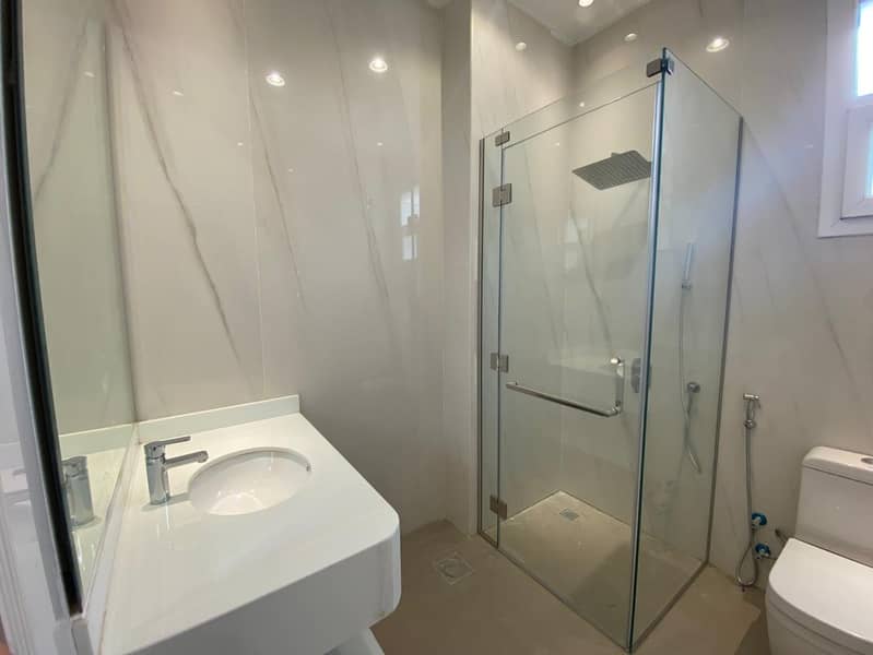 Brand New | Prime location | Spacious luxury - Image 14