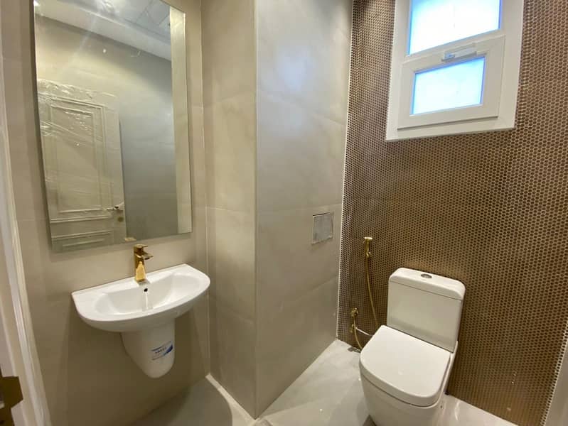 Brand New | Prime location | Spacious luxury - Image 15