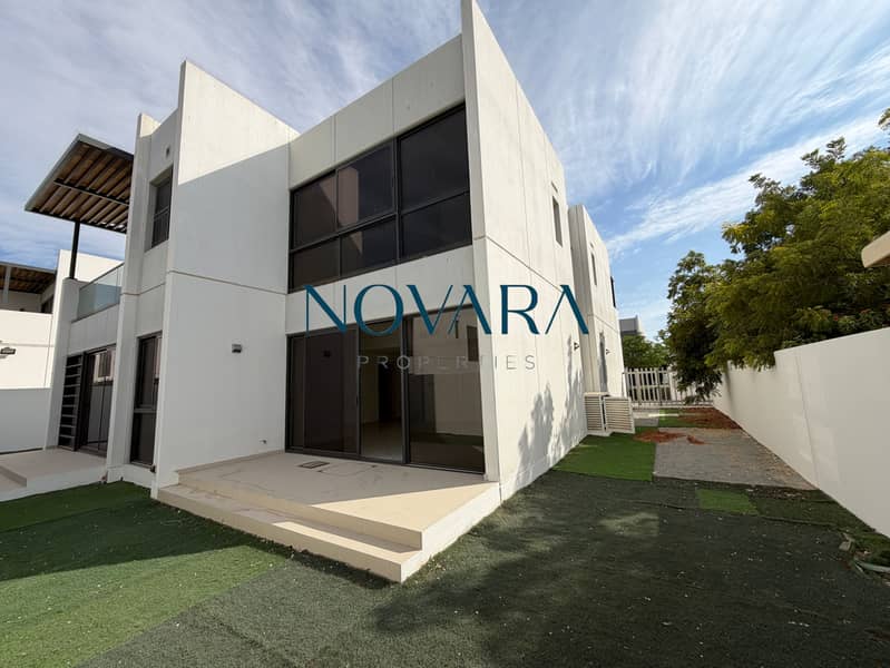 GENUINE RESALE | Rented | 6Bed Stand Alone Villa | SPACIOUS LAYOUT V3