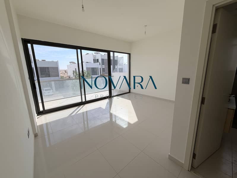 GENUINE RESALE | Rented | 6Bed Stand Alone Villa | SPACIOUS LAYOUT V3 - Image 15