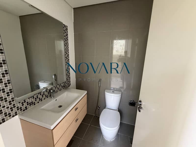 GENUINE RESALE | Rented | 6Bed Stand Alone Villa | SPACIOUS LAYOUT V3 - Image 6