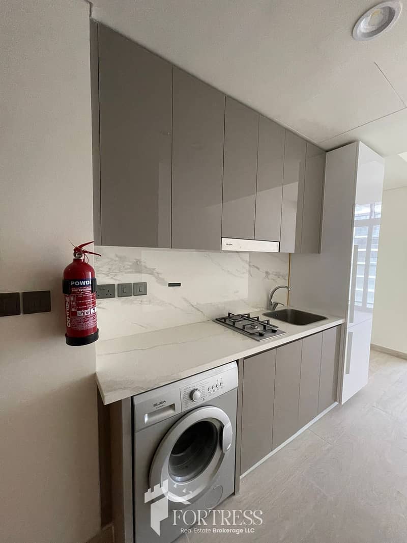 SPACIOUS STUDIO | BEST LAYOUT | READY TO MOVE