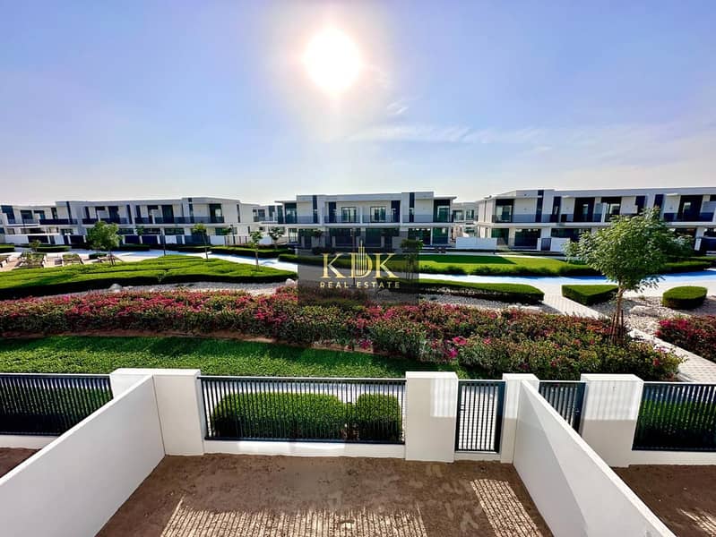 Brand New Villa | Prime Location | 1 Cheque - Image 15