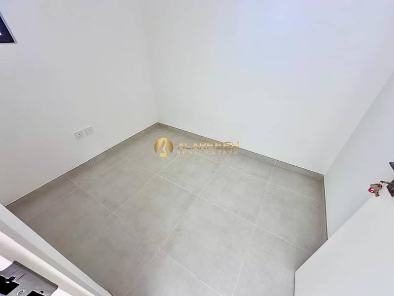 Brand New Villa | Prime Location | 1 Cheque - Image 9