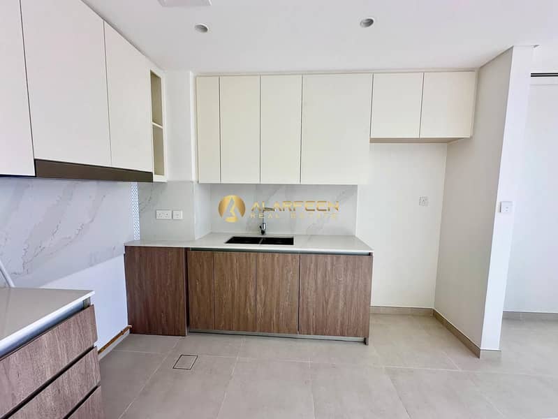 Brand New Villa | Prime Location | 1 Cheque - Image 16