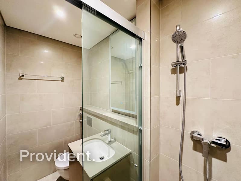 Modern 1 BHK | Vacant | Direct Amenities Access - Image 7