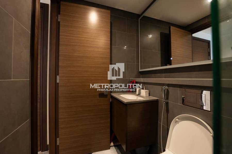 Stylish and Modern | Prime Location | Furnished - Image 10