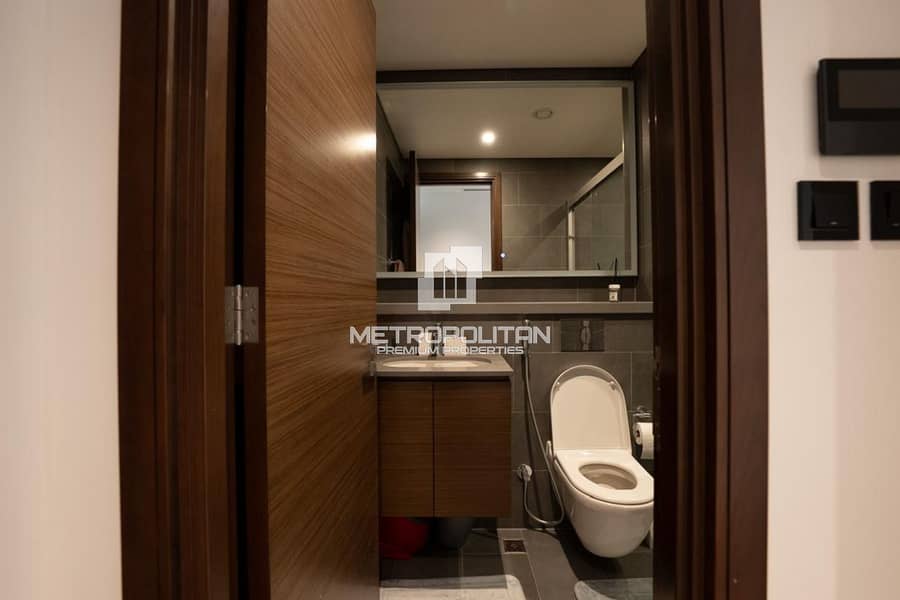 Stylish and Modern | Prime Location | Furnished - Image 11