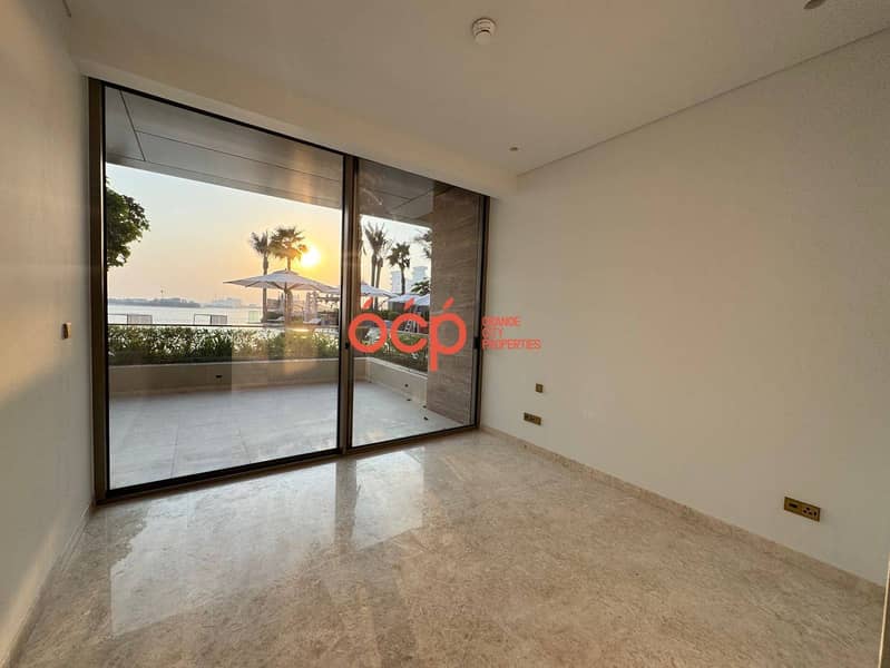 Maid's room | Direct beach access | Infinity Pool - Image 13