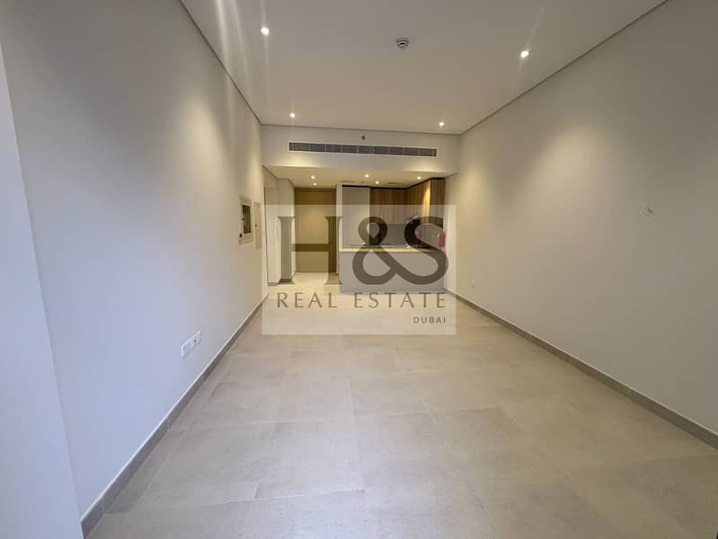 SPACIOUS 2BHK + MAID | MORDEN LAYOUT | PRIME AREA