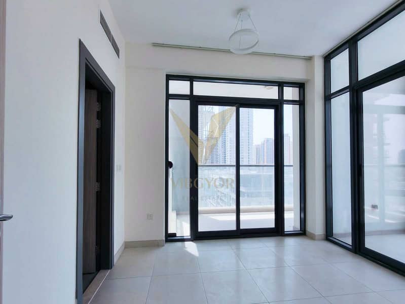Spacious 1 Bedroom Apartment Modern Living