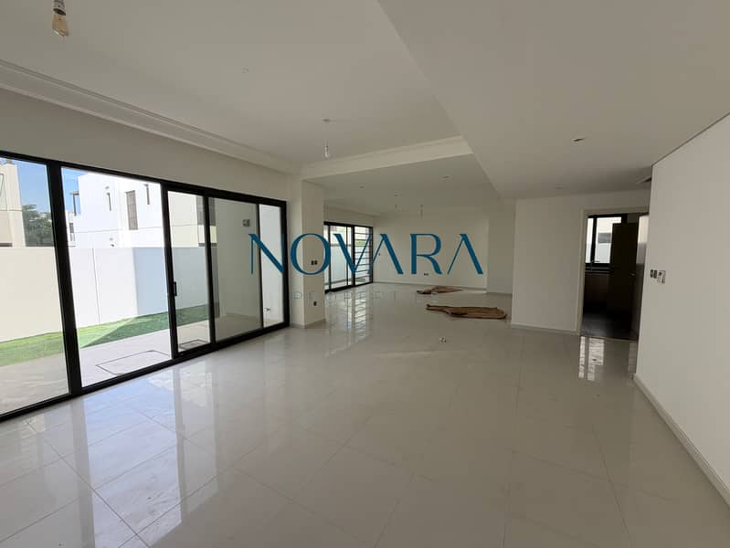 GENUINE RESALE | Rented | 6Bed stand alone villa | SPACIOUS LAYOUT V3 - Image 10