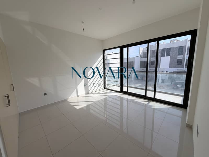 GENUINE RESALE | Rented | 6Bed stand alone villa | SPACIOUS LAYOUT V3 - Image 14